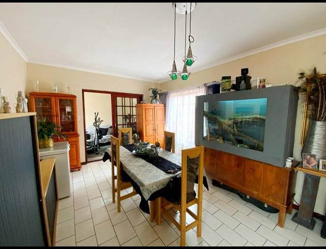 3 BEDROOM HOUSE FOR SALE IN ELANDSHAVEN
